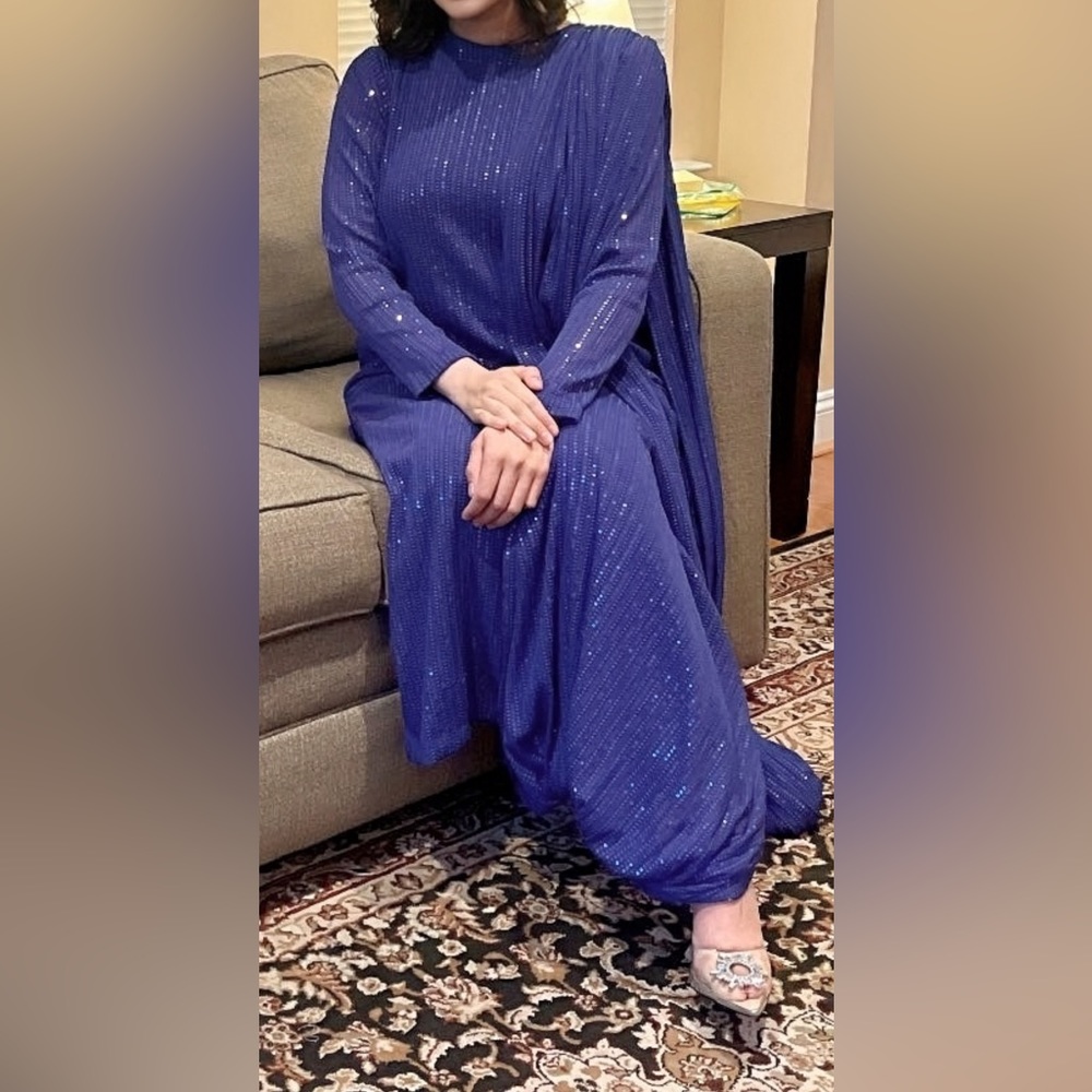 Pakistani/Indian Designer Draped Sequin - image 4